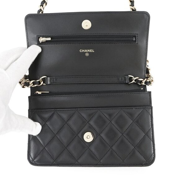 CHANEL Chain wallet with Bag Charm Lambskin/Faux Pearl /Rhinestone Black - Picture 5 of 16